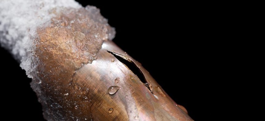 How to Prevent Frozen Pipes and What to Do to Unfreeze Them