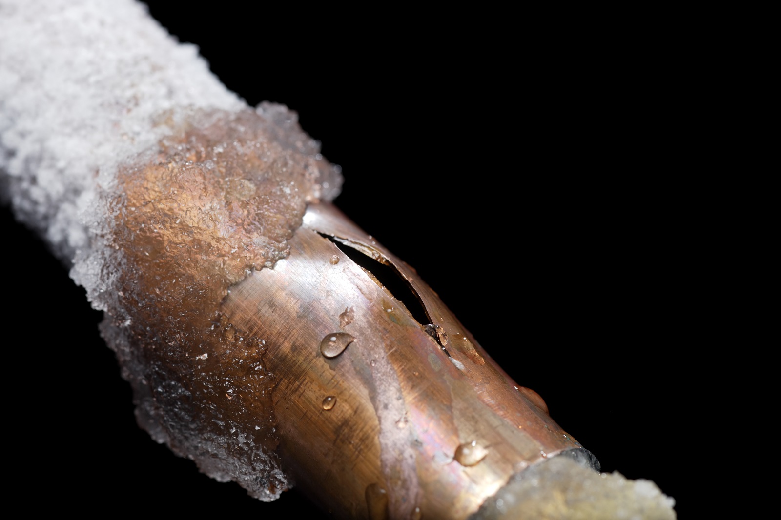 how to prevent pipes from freezing