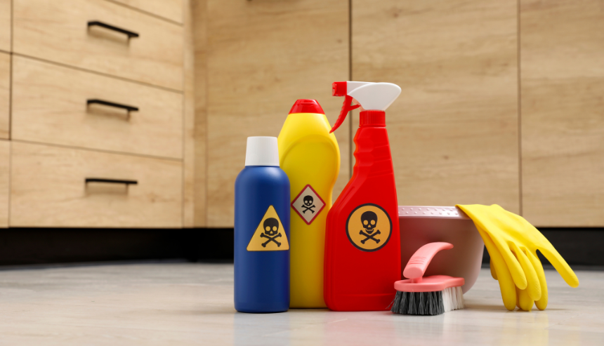 display of toxic household checmicals not to mix