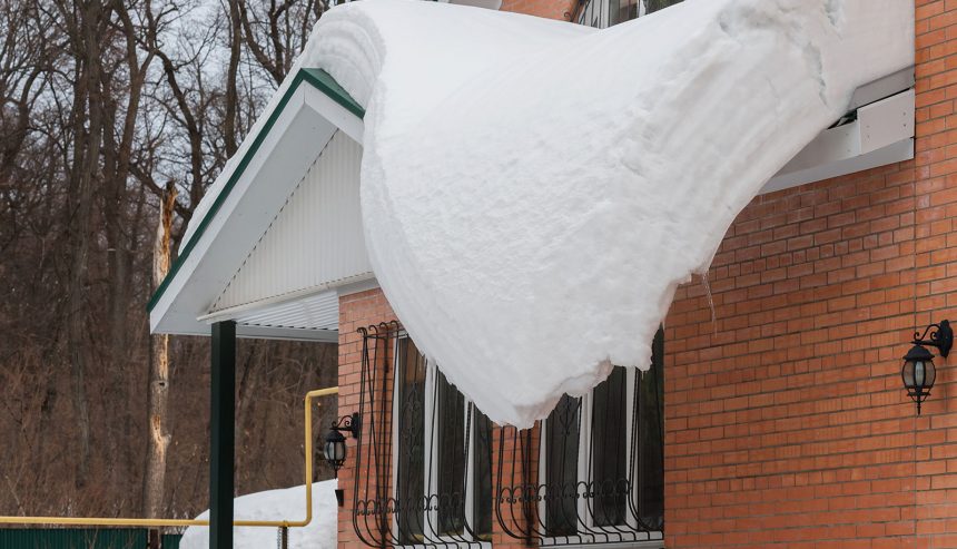 tips to remove snow from roof