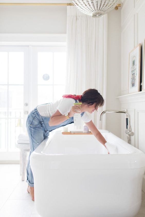 “Mold-Free Haven: Bathroom Solutions & Prevention Strategies”