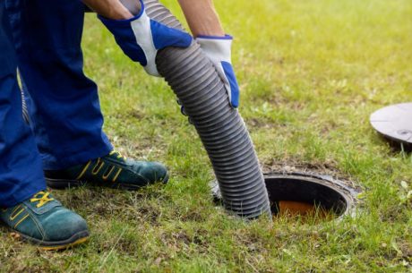 Sewage cleanup in Zephyrhills